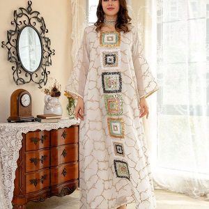 Robe à fenêtre brodée et pailletée