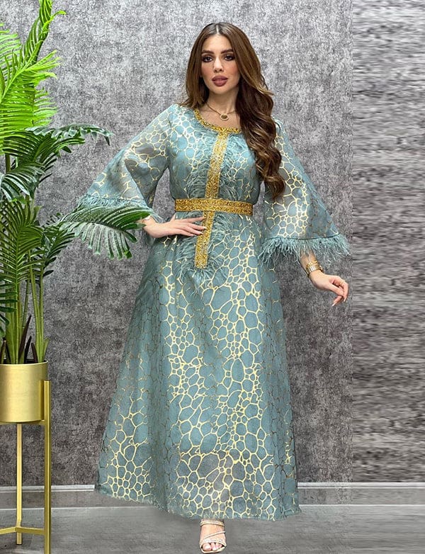 Robes caftan avec feuilles d’or et strass – Image 9