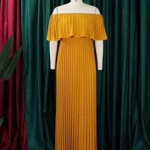 Robe à plis pressés à col unique et à bretelles