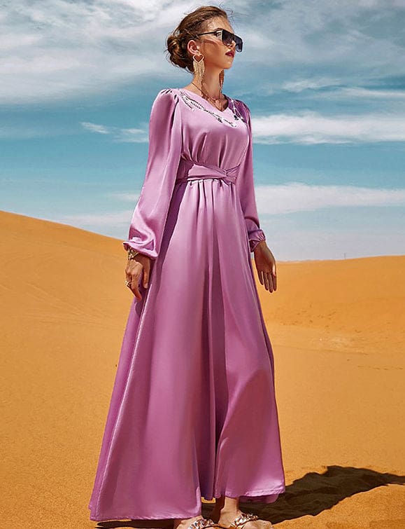 Robe abaya rose à manches longues avec col en V et strass – Image 8