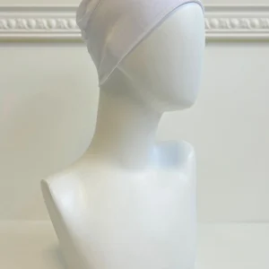 Bonnet fermé sous Hijab