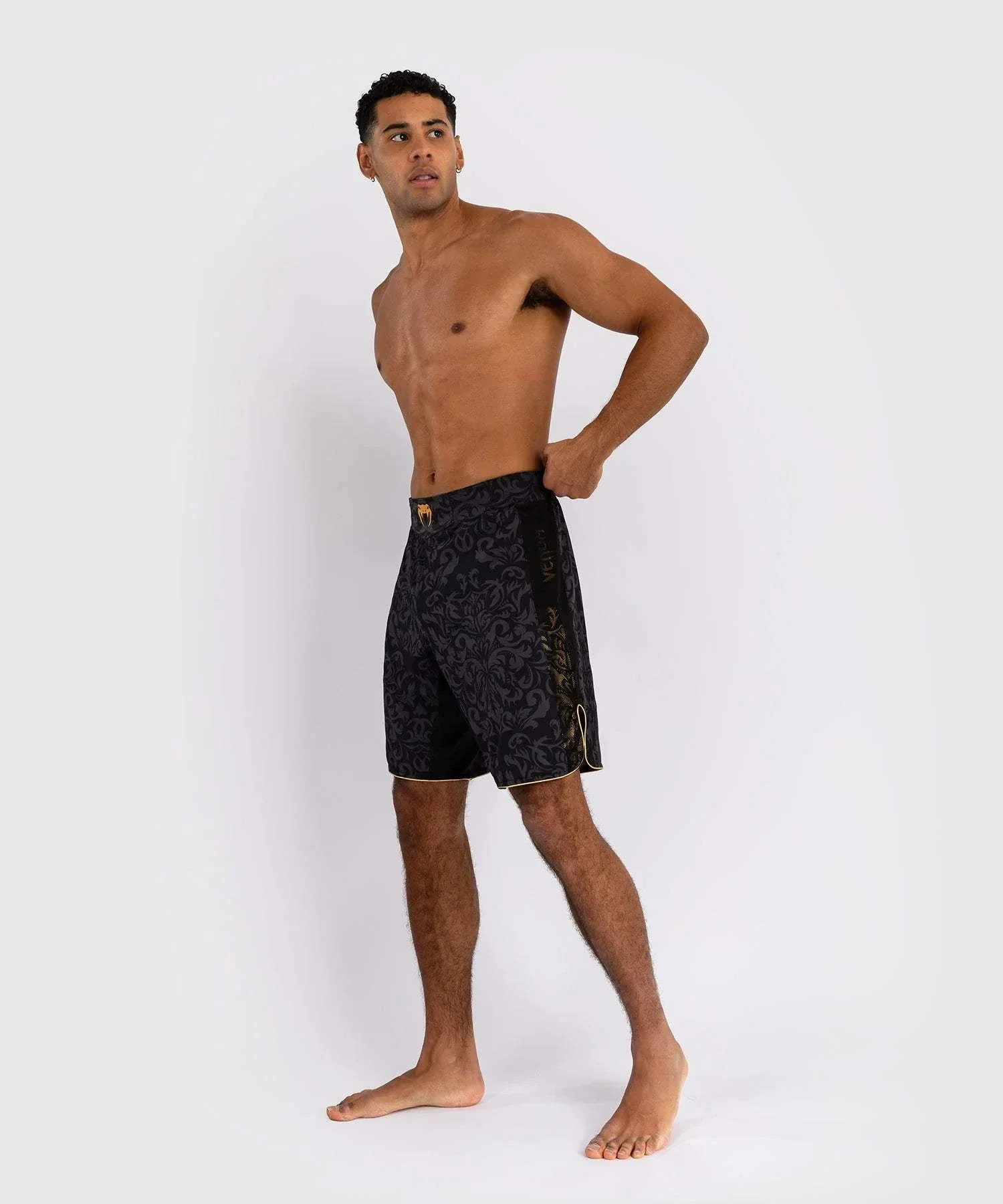 Fightshort Venum x Ilia Topuria Unmatched - Noir/Or – Image 3