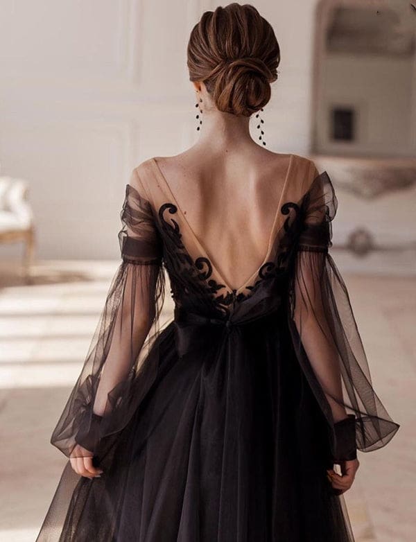 Robe de Soirée Noir en Tulle à Col en V – Image 5