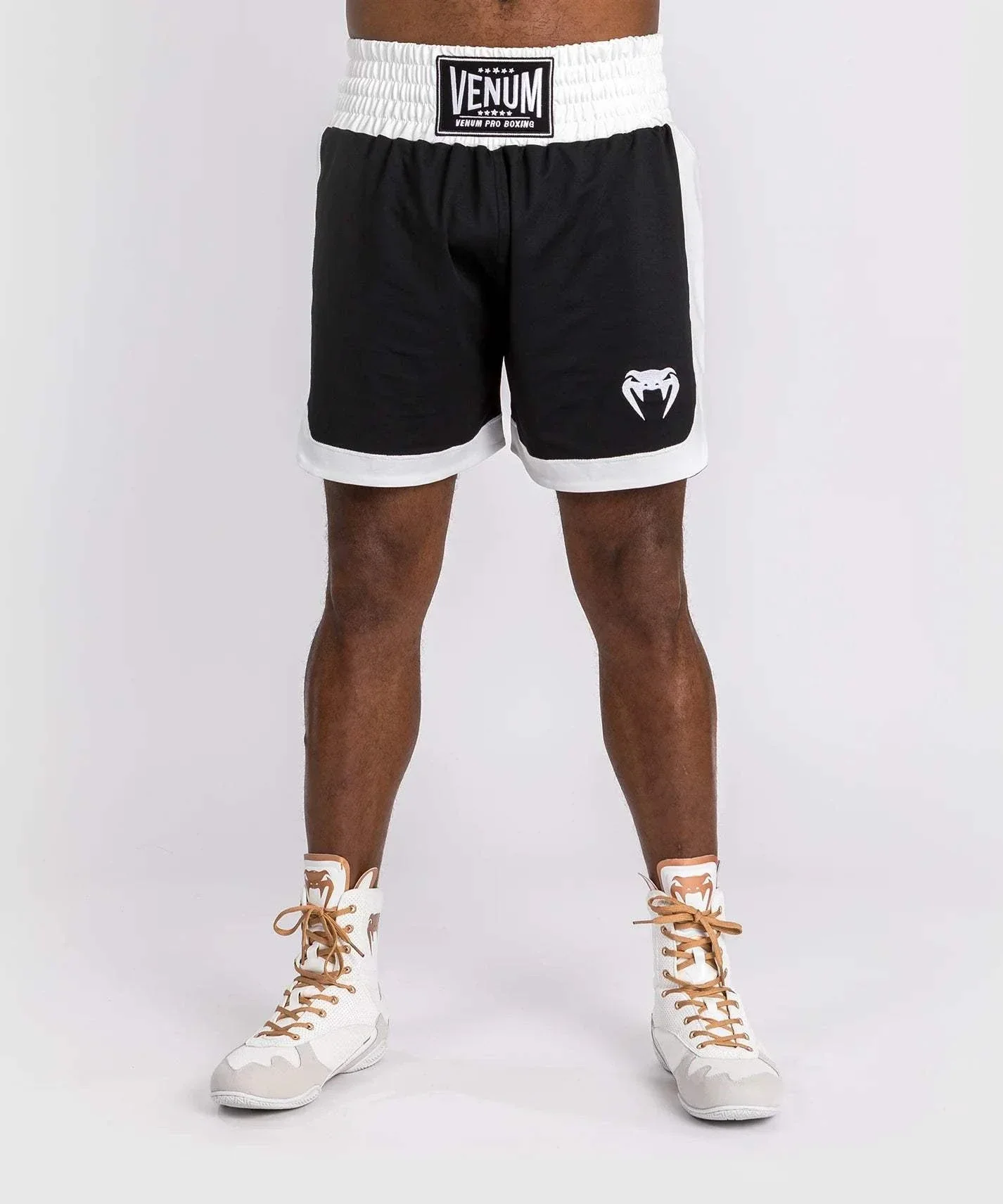 Short de Boxe Anglaise Venum Classic - Noir/Blanc – Image 5