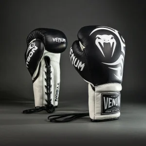 Gants de Boxe Pro avec lacets Venum Giant 2.0 Mike Tyson - Noir/Blanc