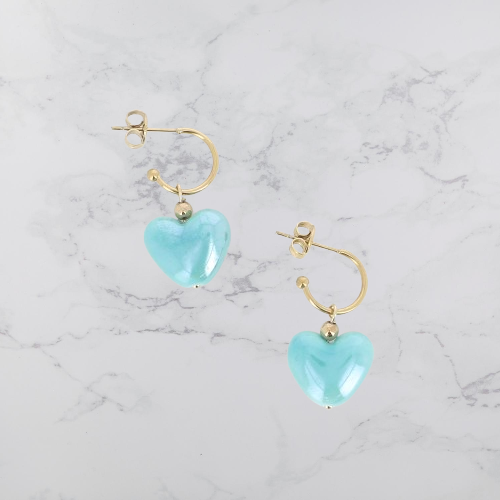 Créoles cœur en céramique bleu ciel émaillées – Image 3