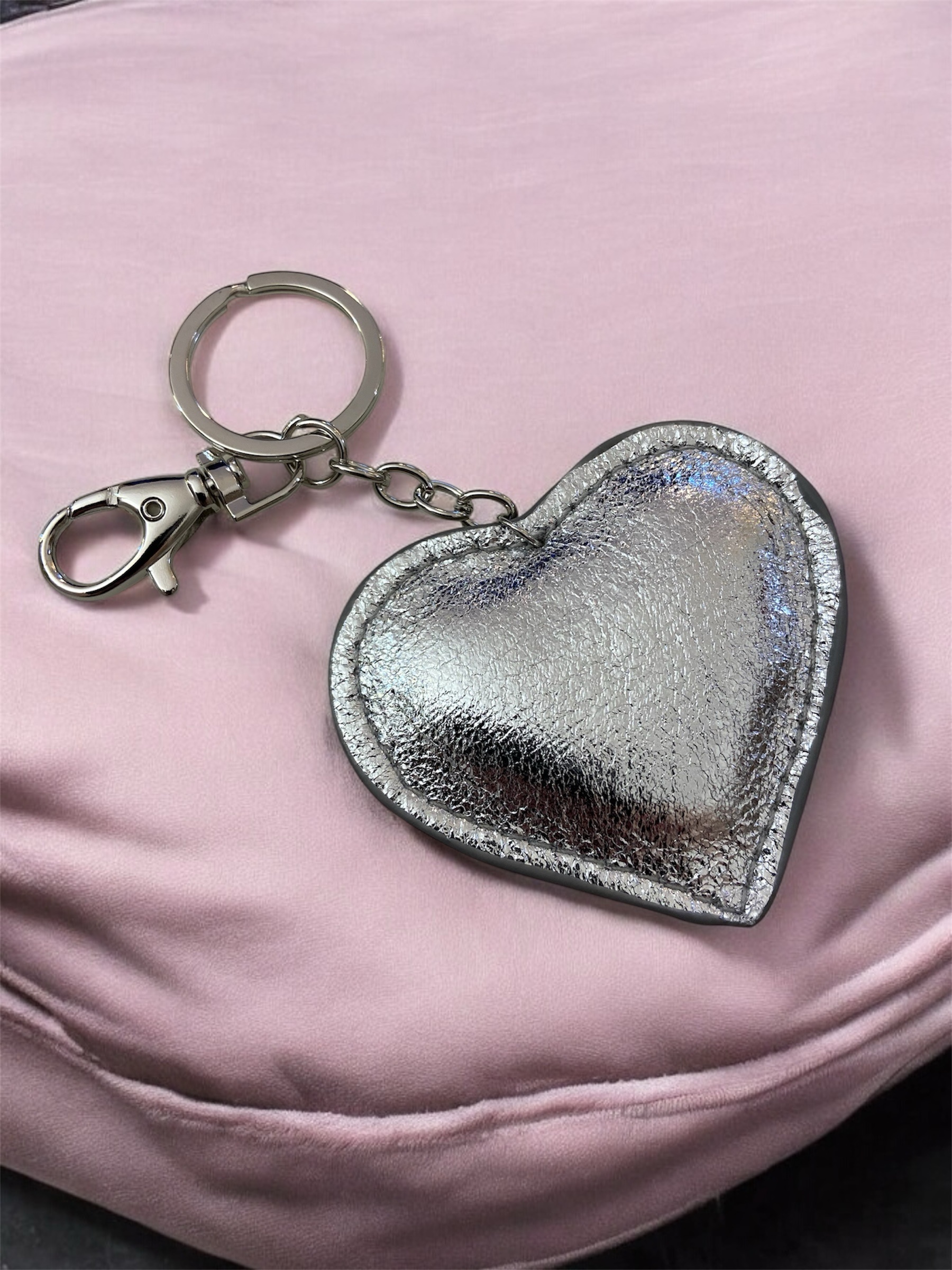 Porte-clé cœur argenté – Image 2