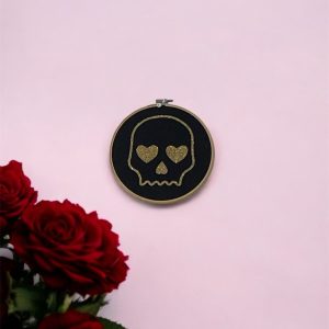 Tambour tête de mort pailletée fond noir