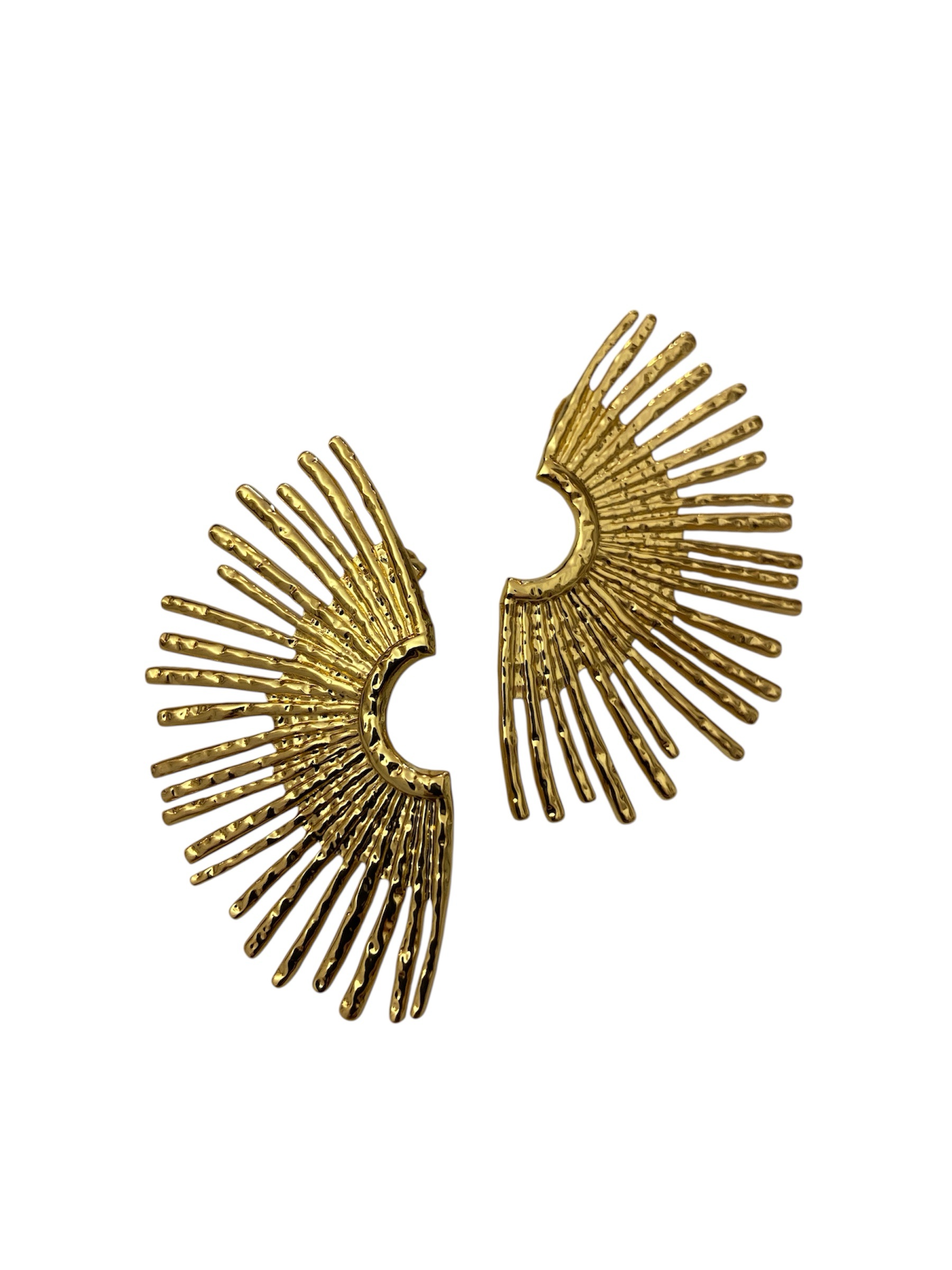 Puces d’oreilles demi soleil dorĂ©